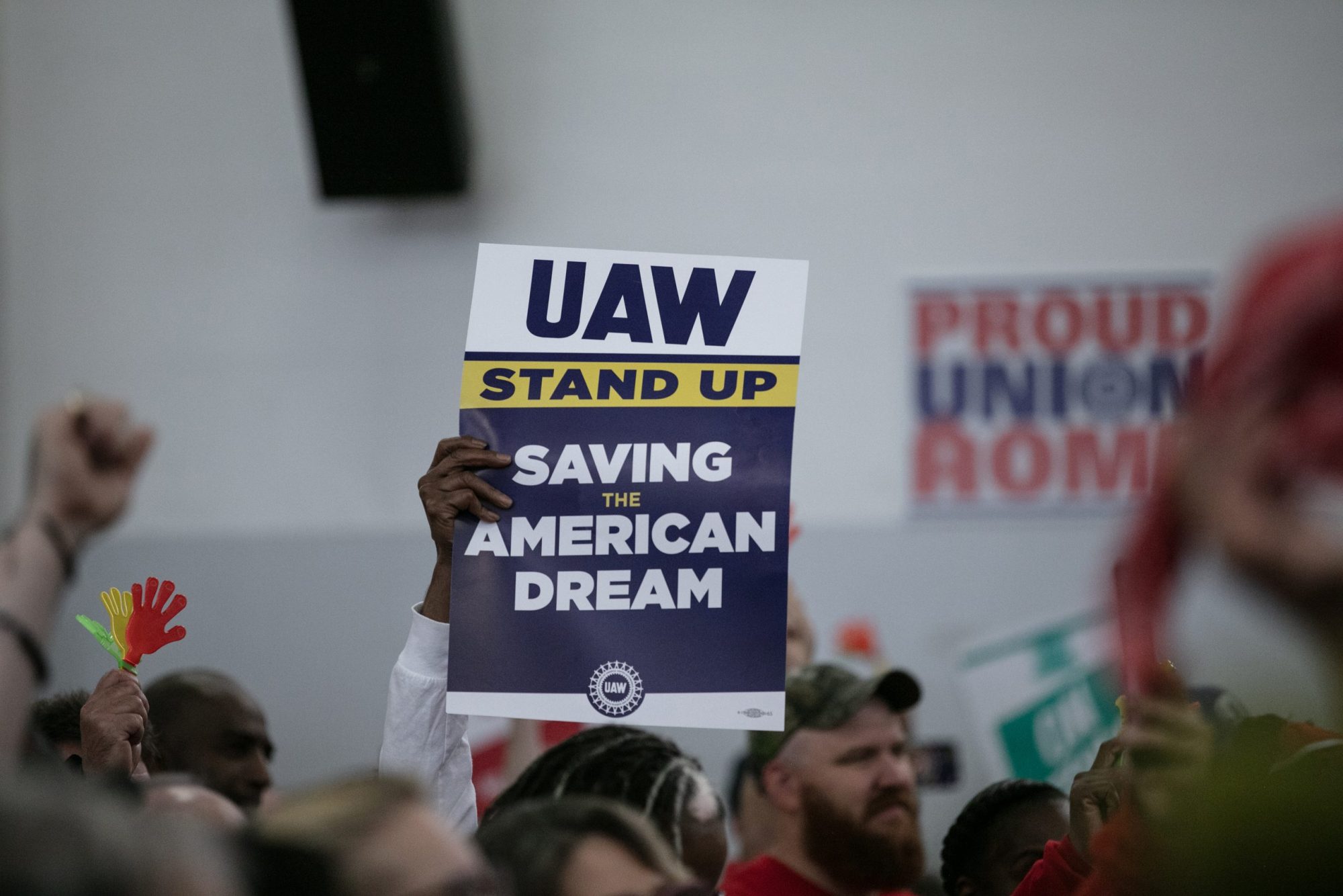 UAW members attend a rally in support of the labor union strike at the UAW Local 551 hall on the South Side on October 7, 2023 in Chicago, Illinois. Photo by Jim Vondruska/Getty Images
