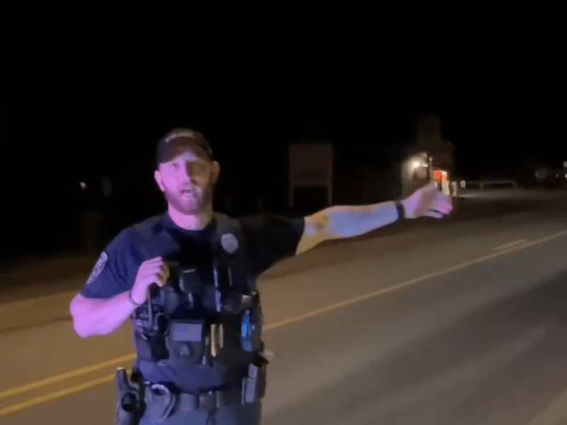 Photo of South Bend, Indiana police making a non-custodial stop courtesy of Freedom to Film